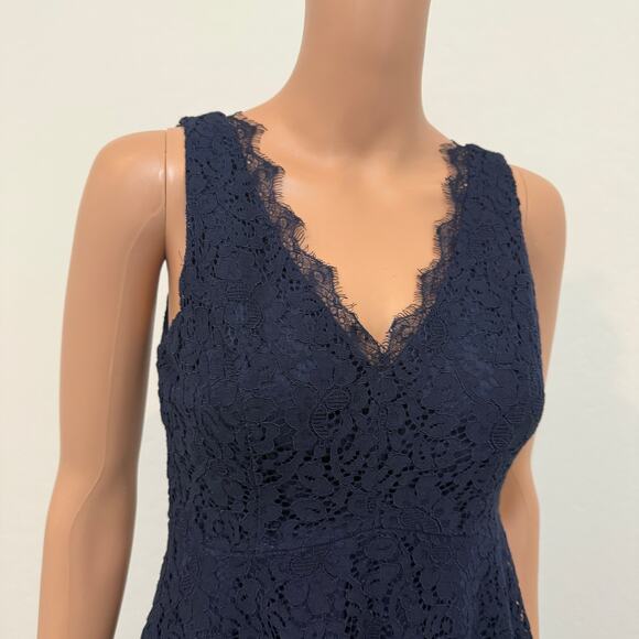 Soprano small lace overlay v neck fit and flare dress D4 2418 - Picture 10 of 13